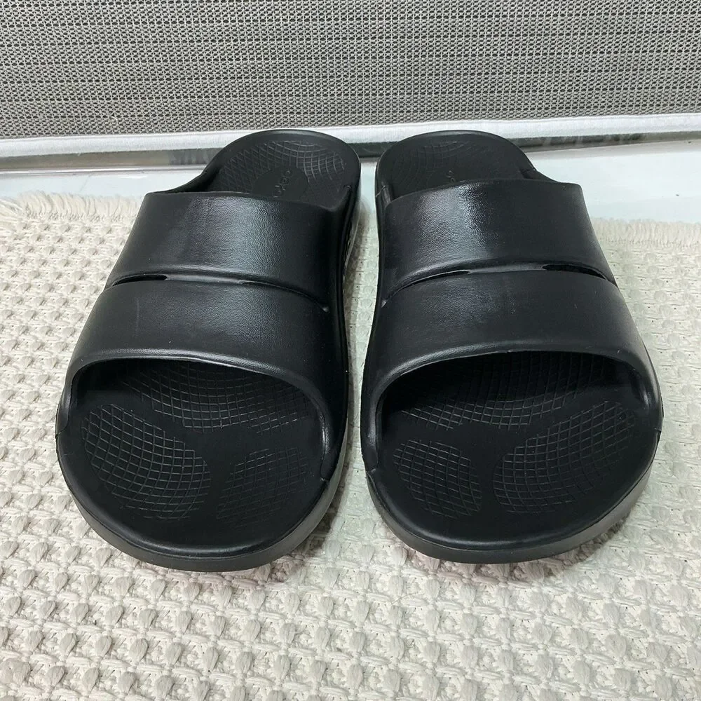 OOFOS slides ooahh